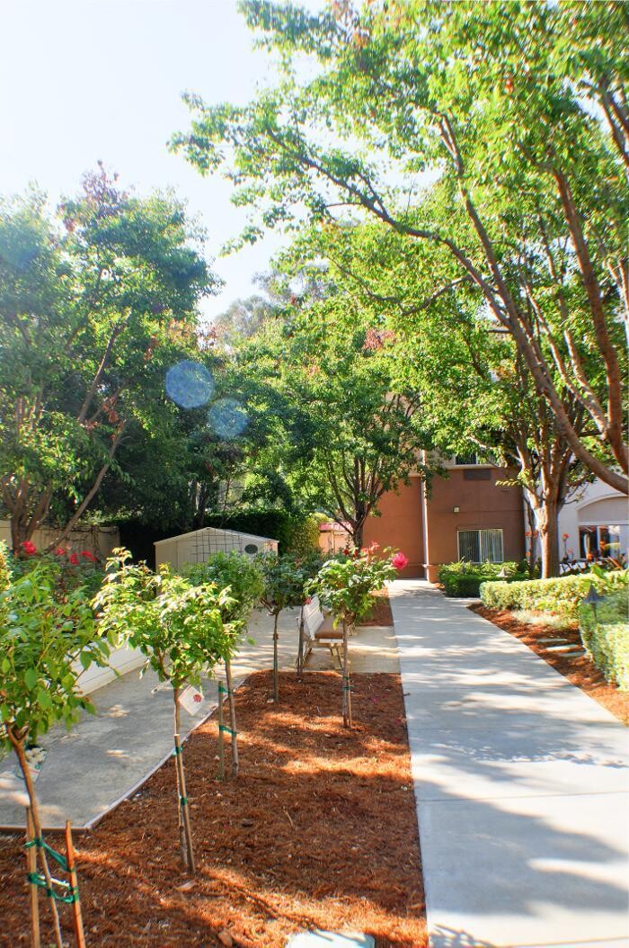 Images Carlton Senior Living San Leandro