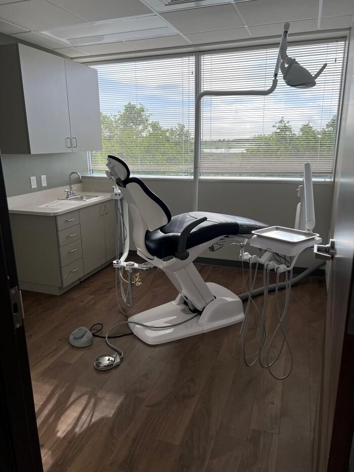 Images Britely Dentures + Implants Studio