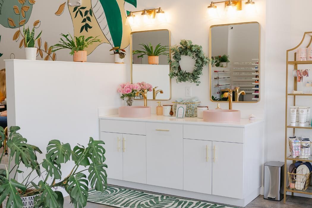 Images Freecoat Nails