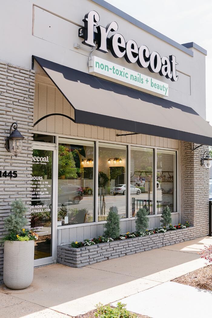 Images Freecoat Nails