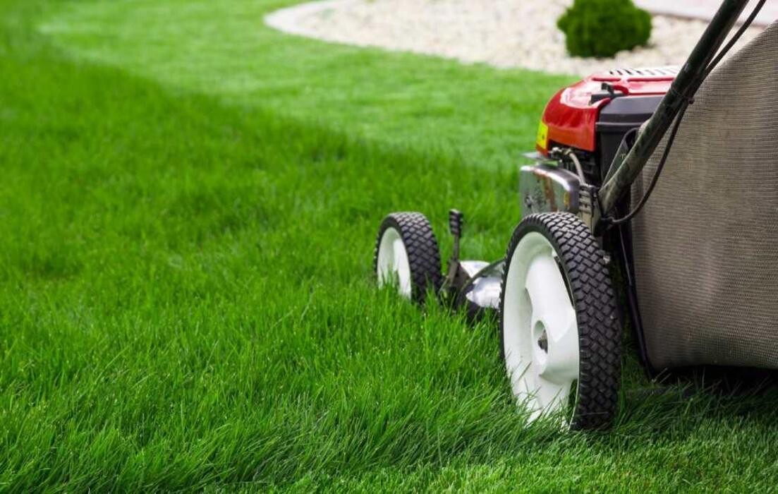 Images Legendary Landscaping Inc.