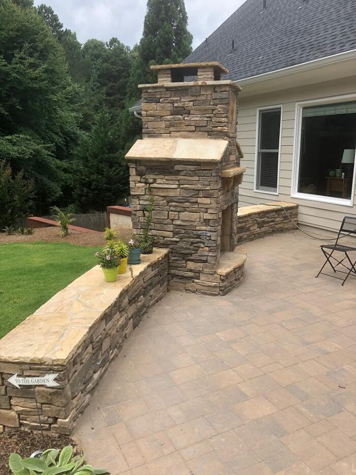 Images Legendary Landscaping Inc.