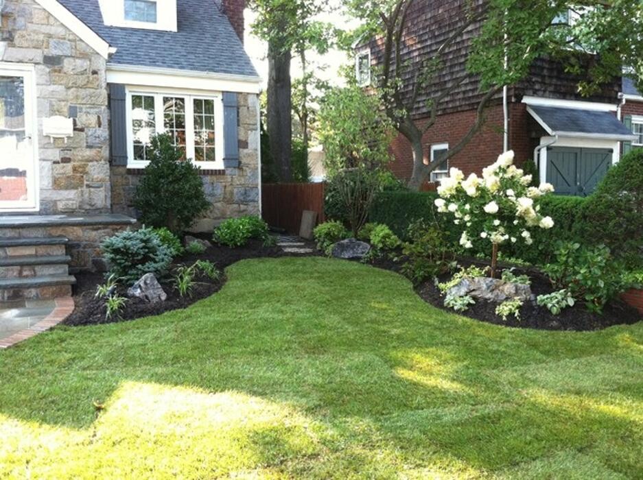 Images Legendary Landscaping Inc.