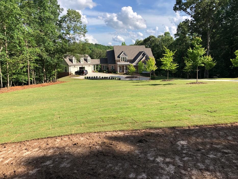 Images Legendary Landscaping Inc.