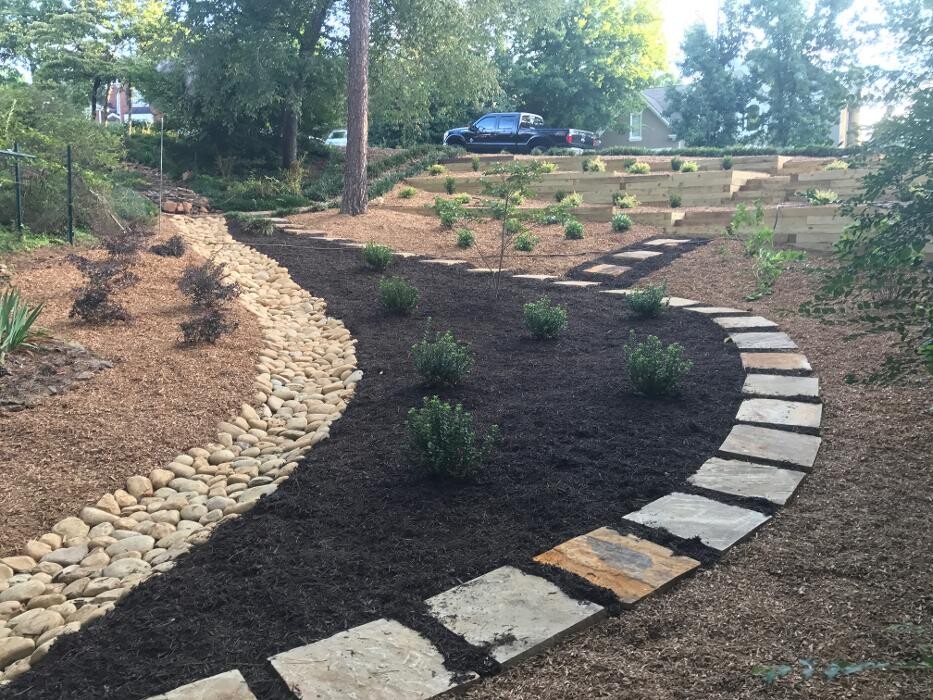 Images Legendary Landscaping Inc.