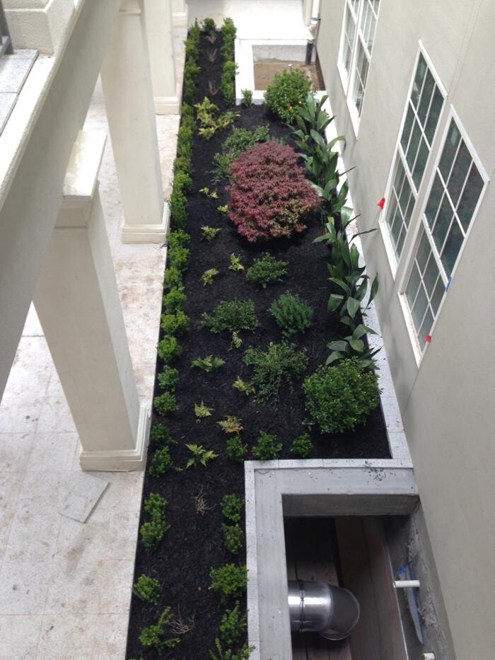 Images Legendary Landscaping Inc.