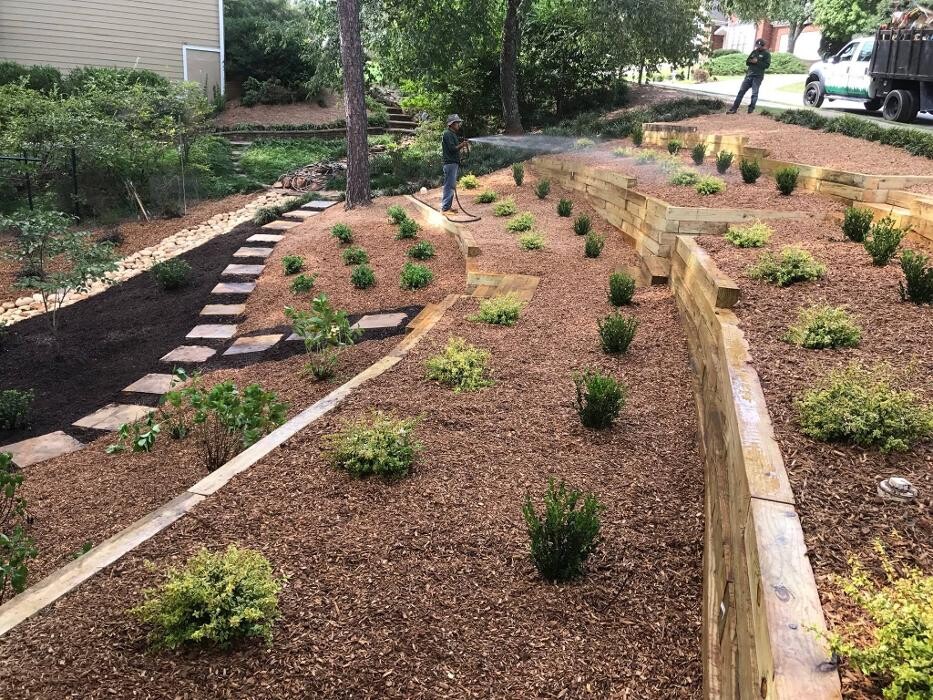 Images Legendary Landscaping Inc.