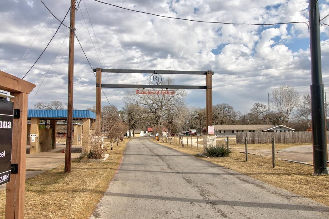 Images Ranches of Joshua Mobile Home Park