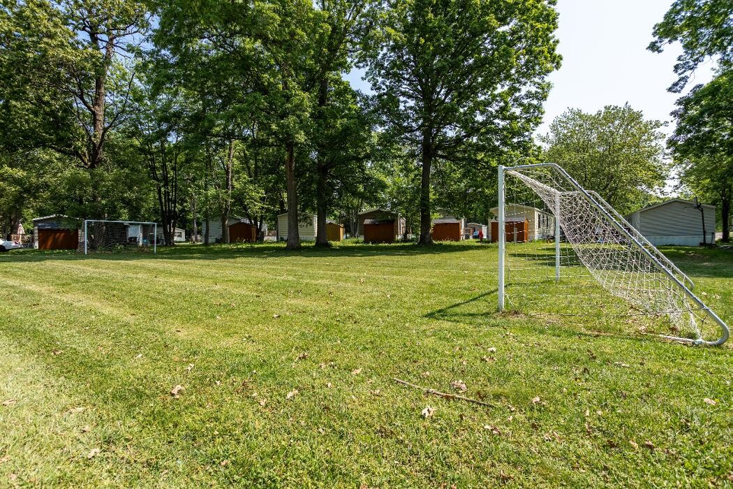 Images Forest Oaks Mobile Home Park