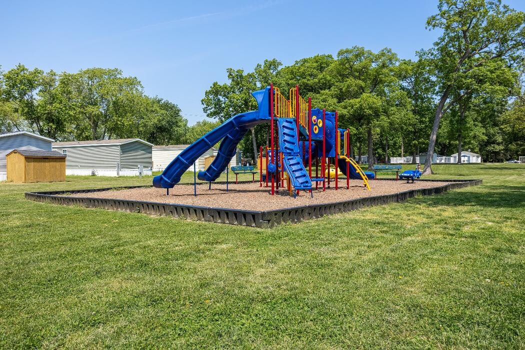 Images Forest Oaks Mobile Home Park