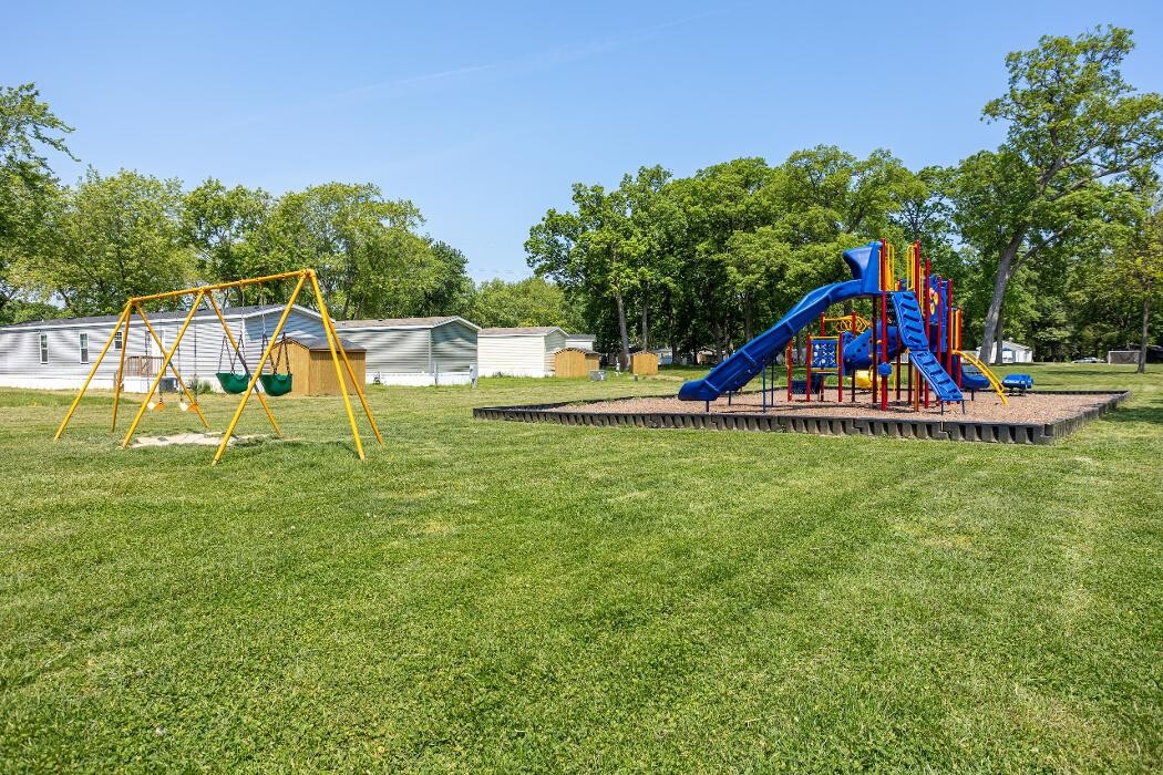 Images Forest Oaks Mobile Home Park