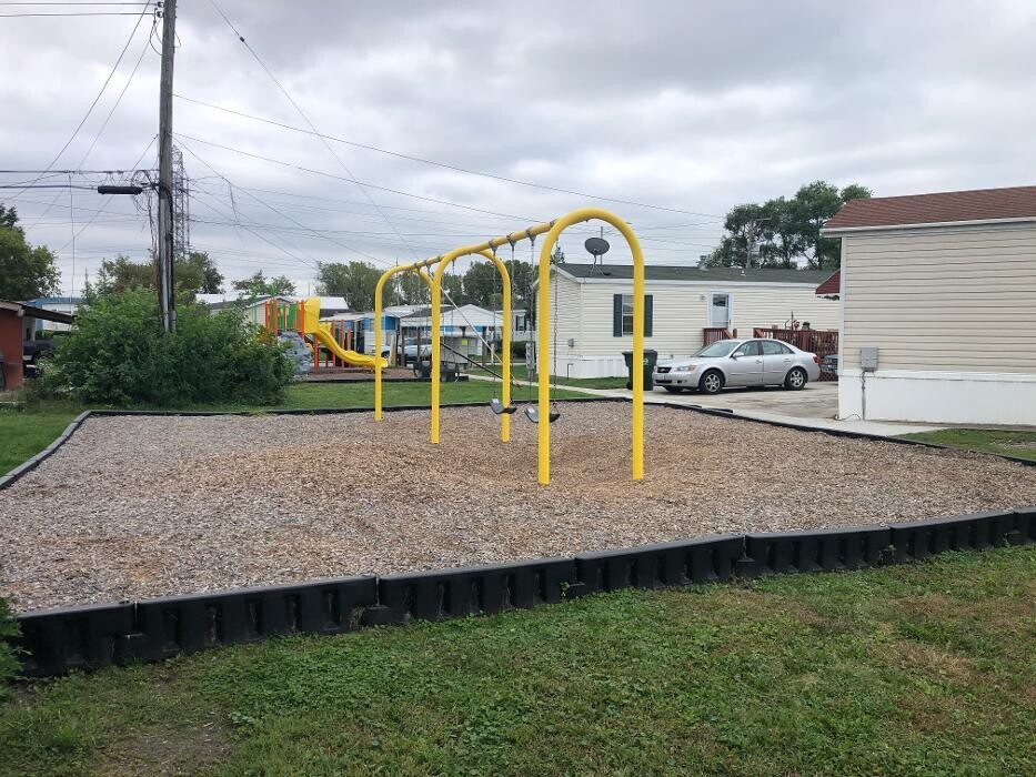 Images Colonial Estates Mobile Home Park