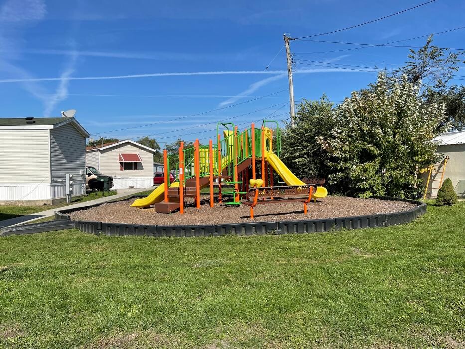 Images Colonial Estates Mobile Home Park