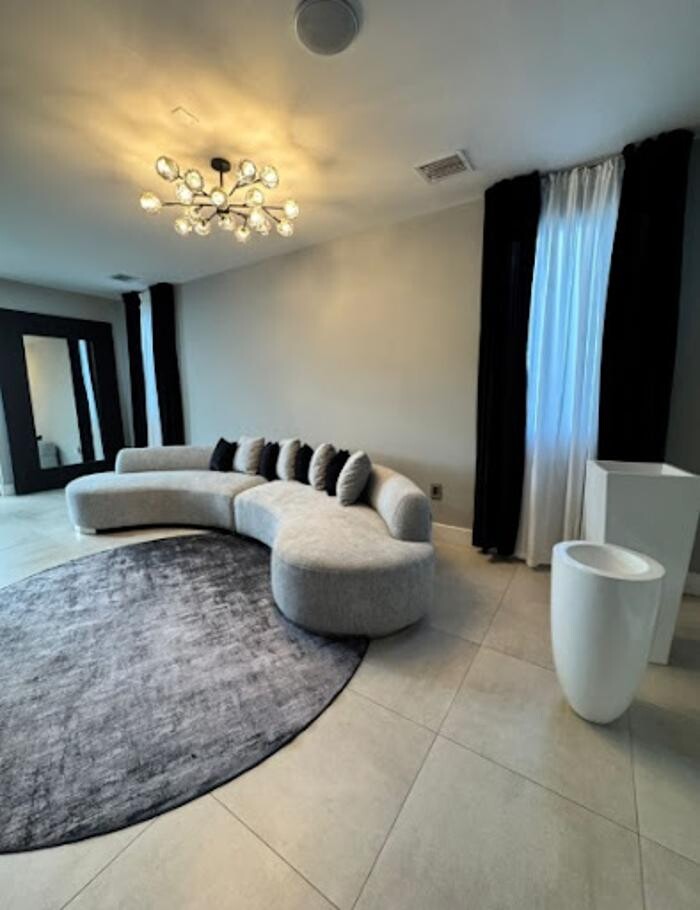 Images Florida Homes & Service