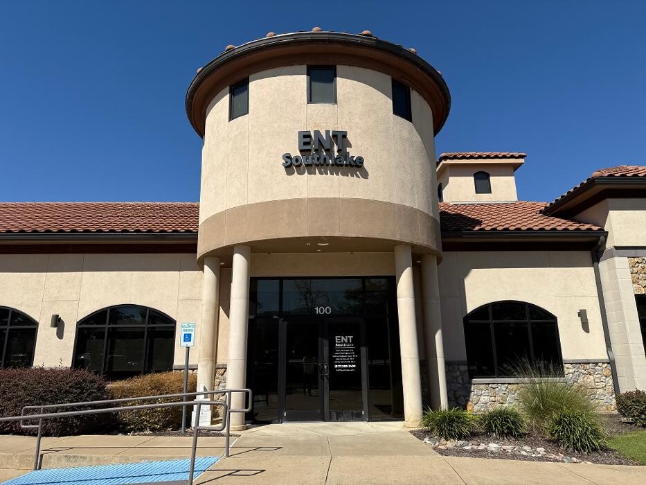 Images Laura Dominguez, MD | Voice Care and Laryngology