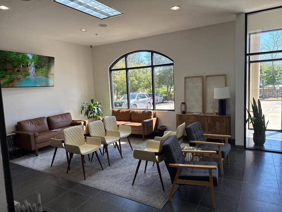 Images Laura Dominguez, MD | Voice Care and Laryngology