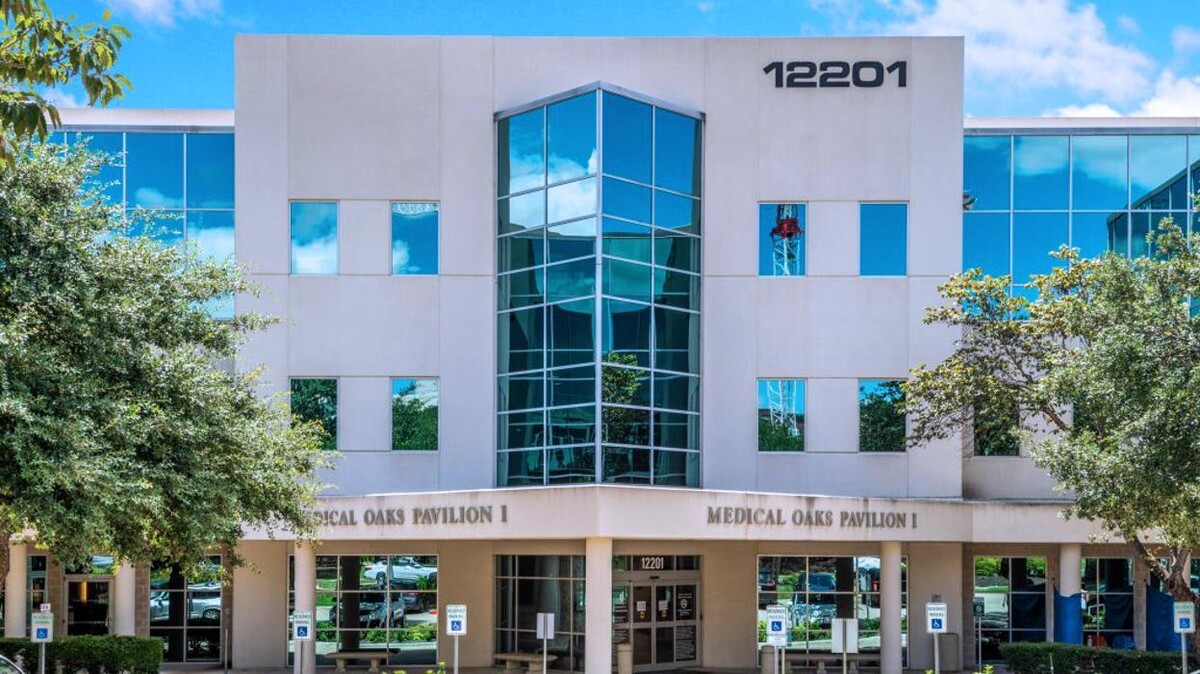 Images John D. Burgoyne, MD