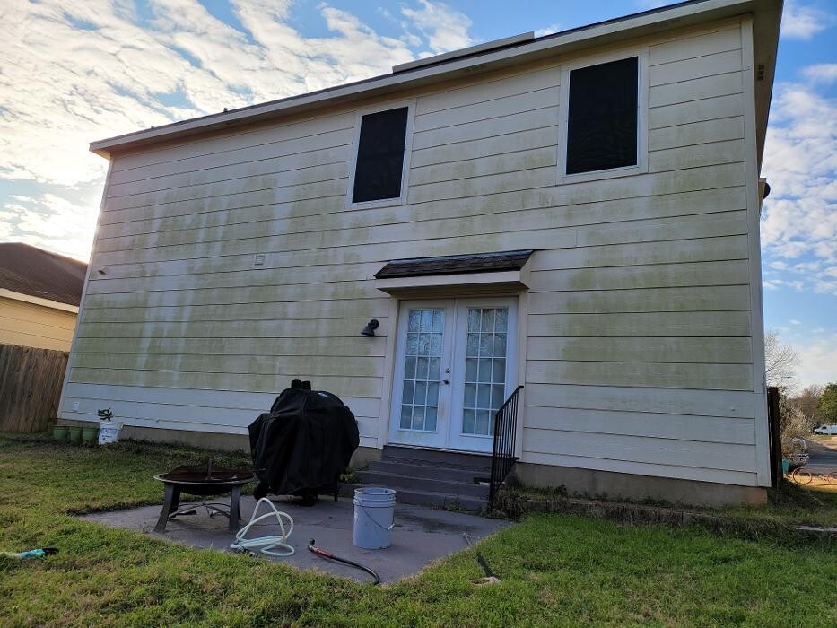 Images Extreme Pressure Washers