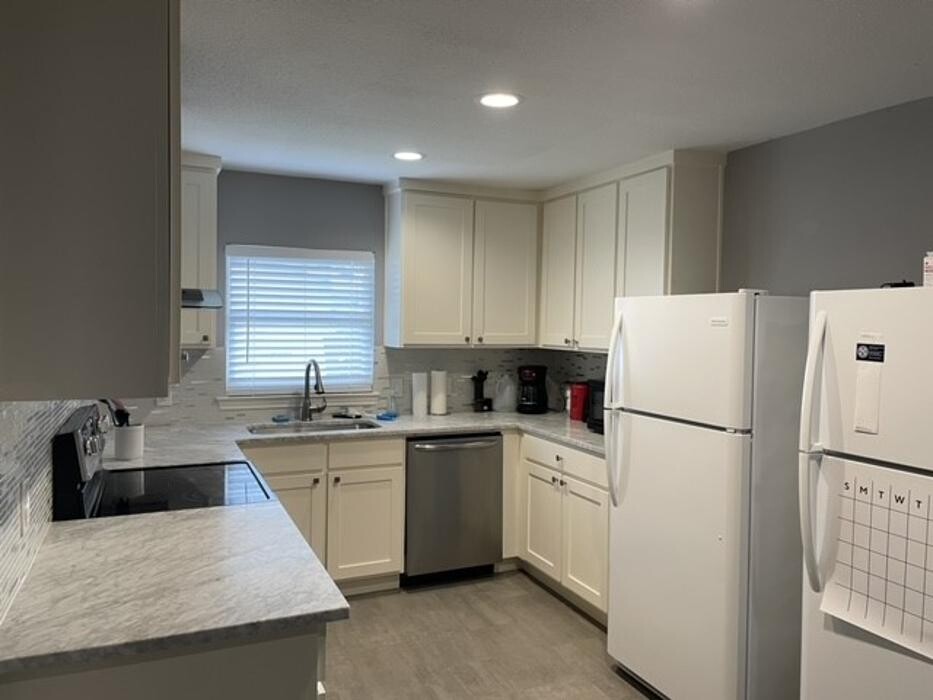 Images Real Deal Sober Living Homes: Farmers Branch