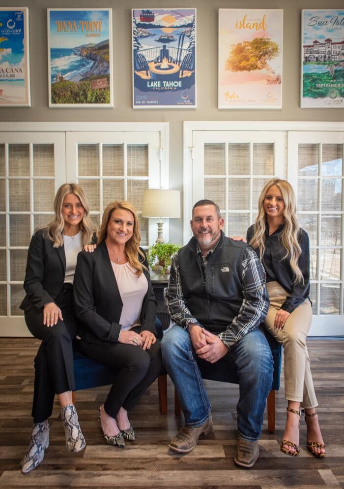 Images Element Home Loans: The DeAnn Ellis Team