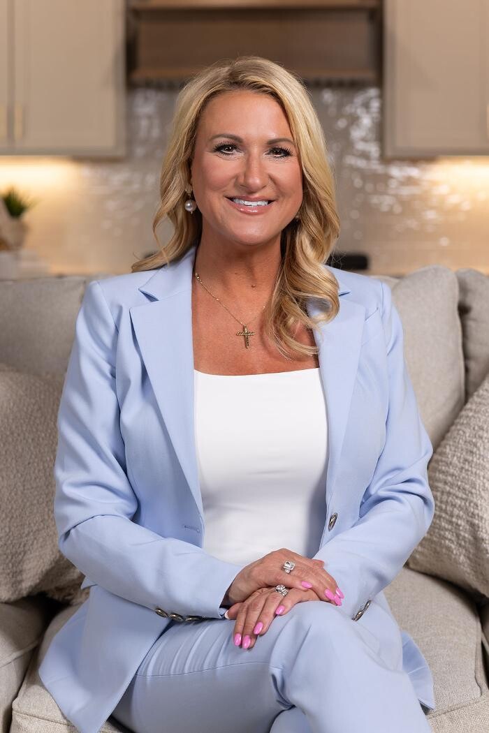 Images Element Home Loans: The DeAnn Ellis Team