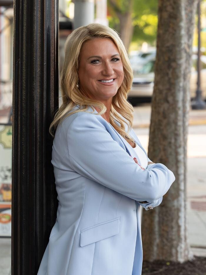 Images Element Home Loans: The DeAnn Ellis Team