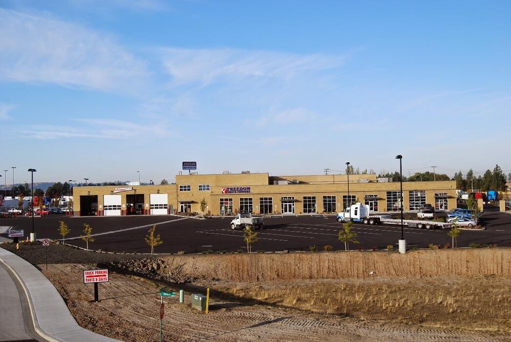 Images Freightliner Northwest