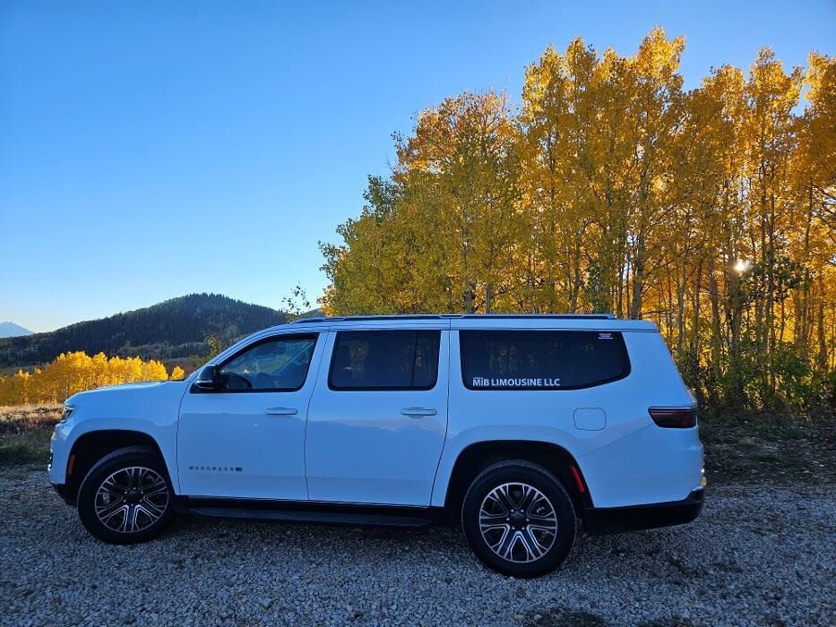 Images MIB Limousine LLC