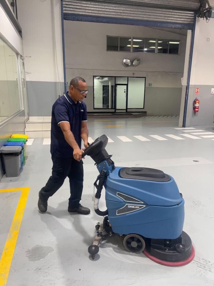 Images Broomday Texas LLC