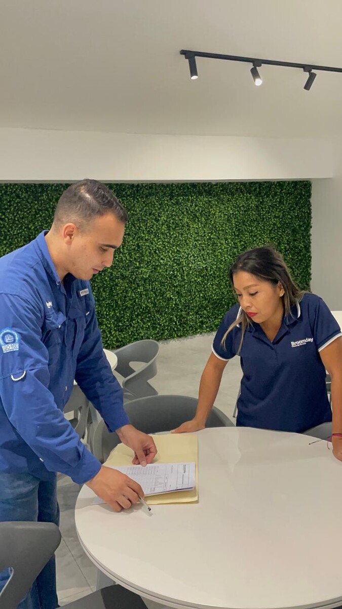 Images Broomday Texas LLC