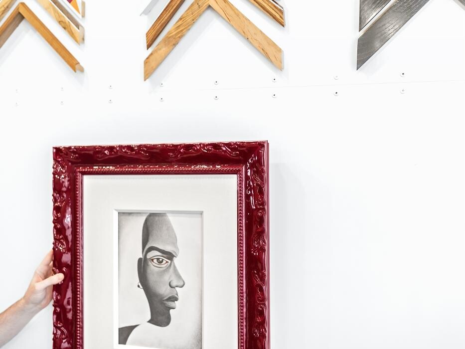 Images Hang Steady Custom Picture Framing