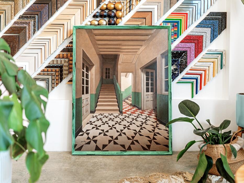 Images Hang Steady Custom Picture Framing