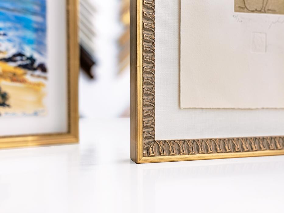 Images Hang Steady Custom Picture Framing