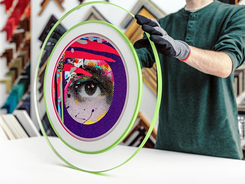 Images Hang Steady Custom Picture Framing