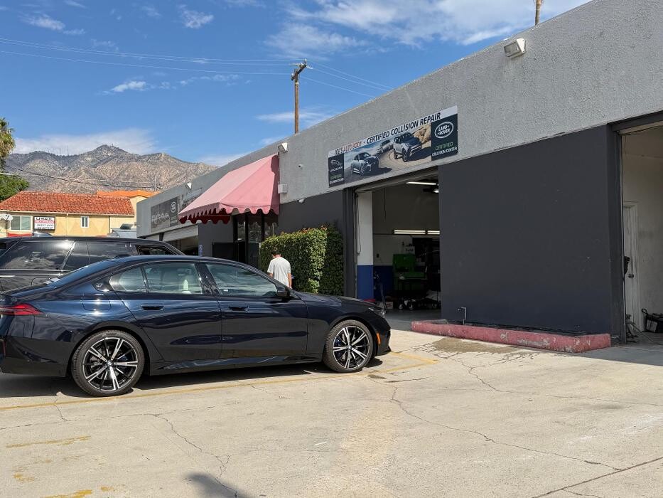 Images Joe's Auto Body & Paint Inc