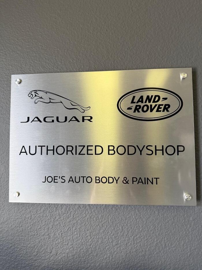 Images Joe's Auto Body & Paint Inc