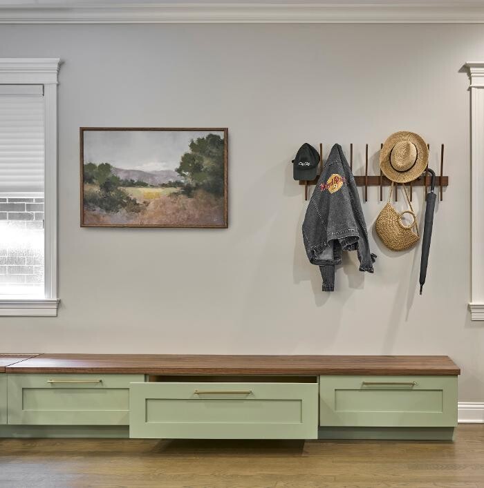 Images DESIGN + BUILD RENEGADES