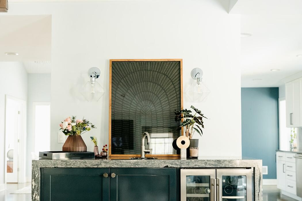 Images DESIGN + BUILD RENEGADES