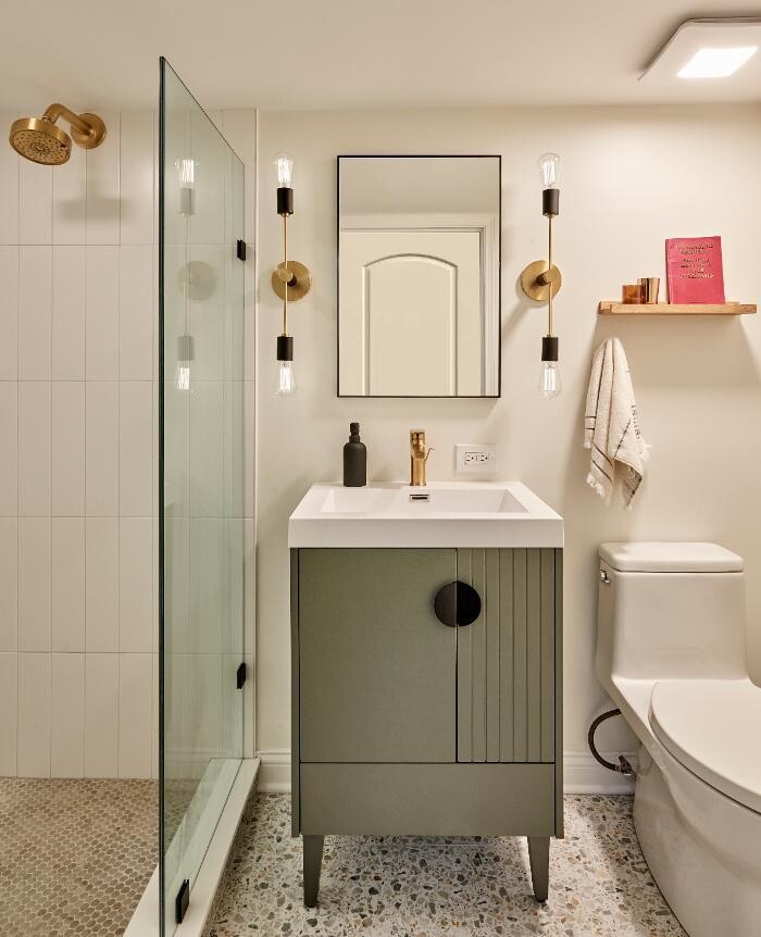 Images DESIGN + BUILD RENEGADES