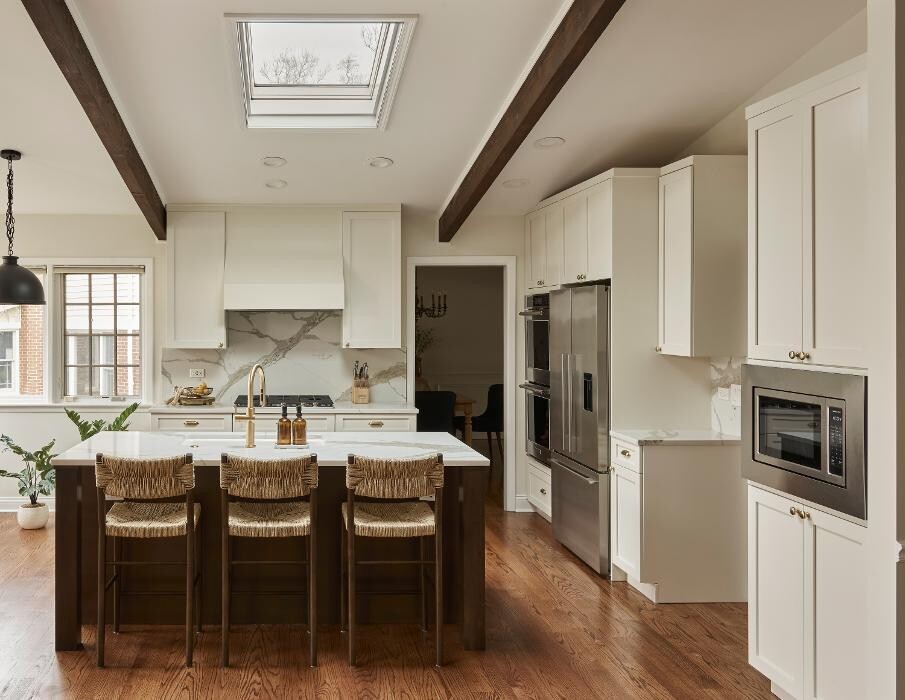 Images DESIGN + BUILD RENEGADES