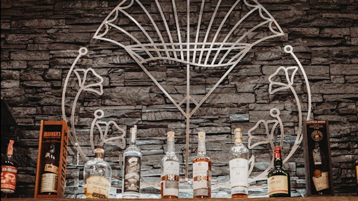 Images Grassroots Garden Lounge