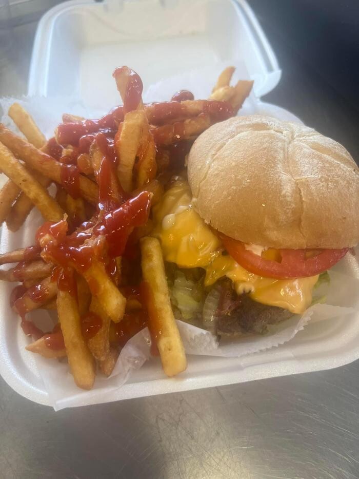 Images Moe's Grill Food Truck