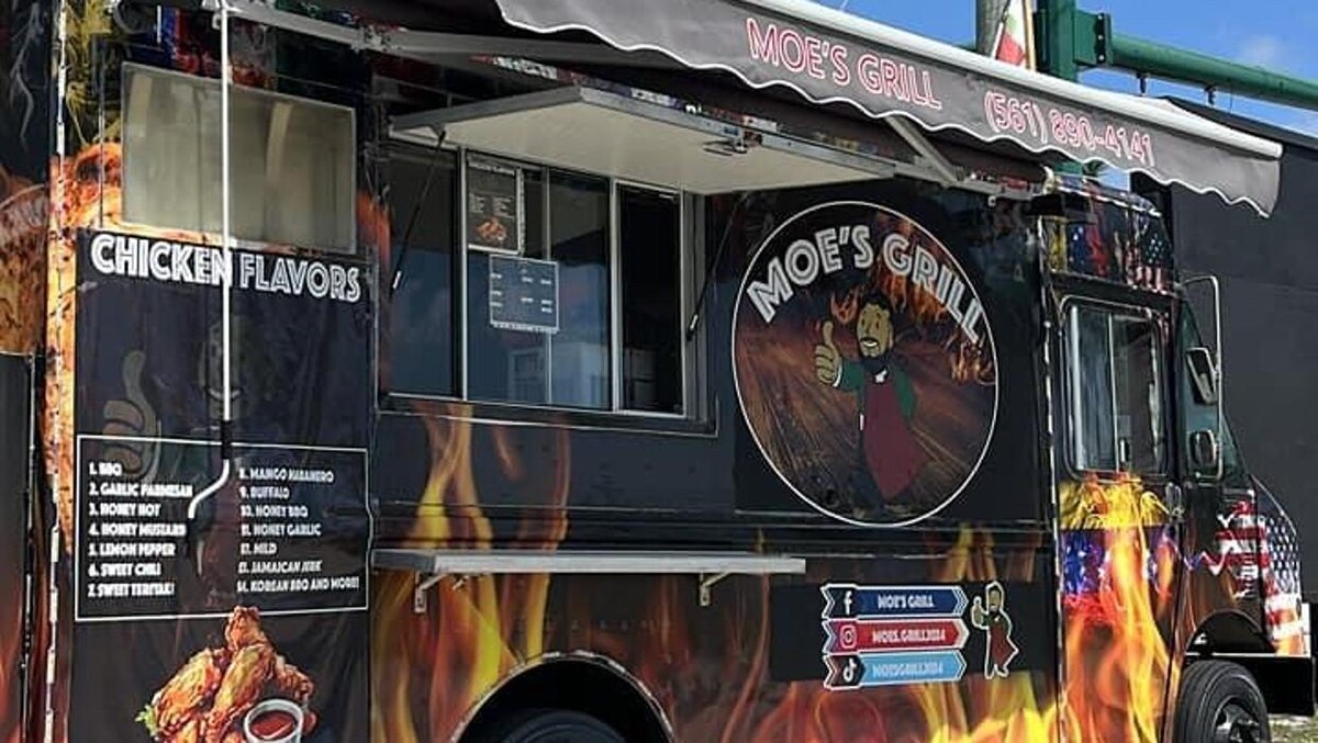 Images Moe's Grill Food Truck