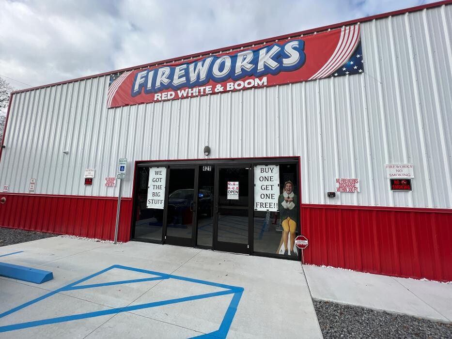 Images Red White & Boom Fireworks