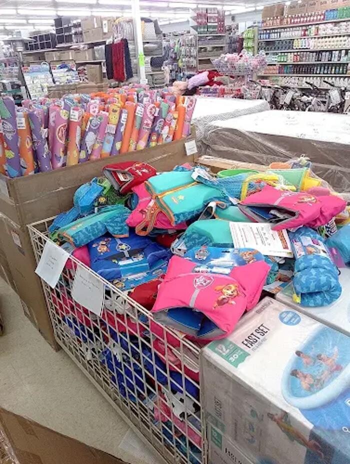 Images World Mart Dollar Plus