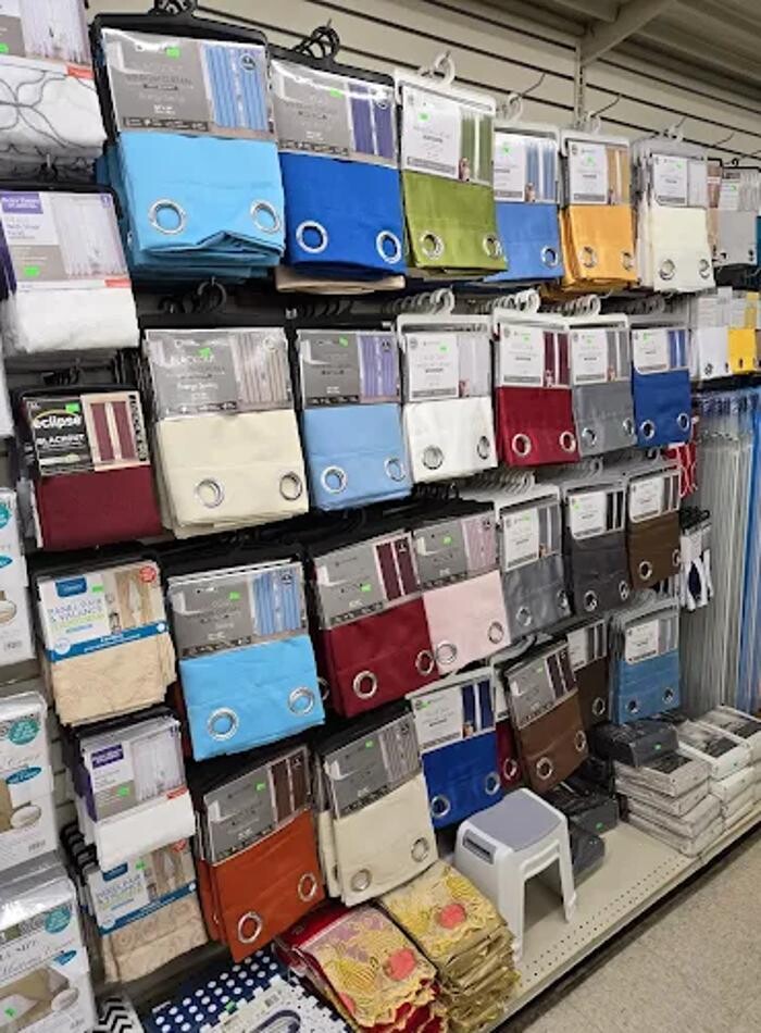 Images World Mart Dollar Plus