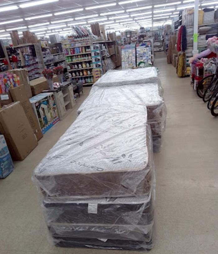 Images World Mart Dollar Plus