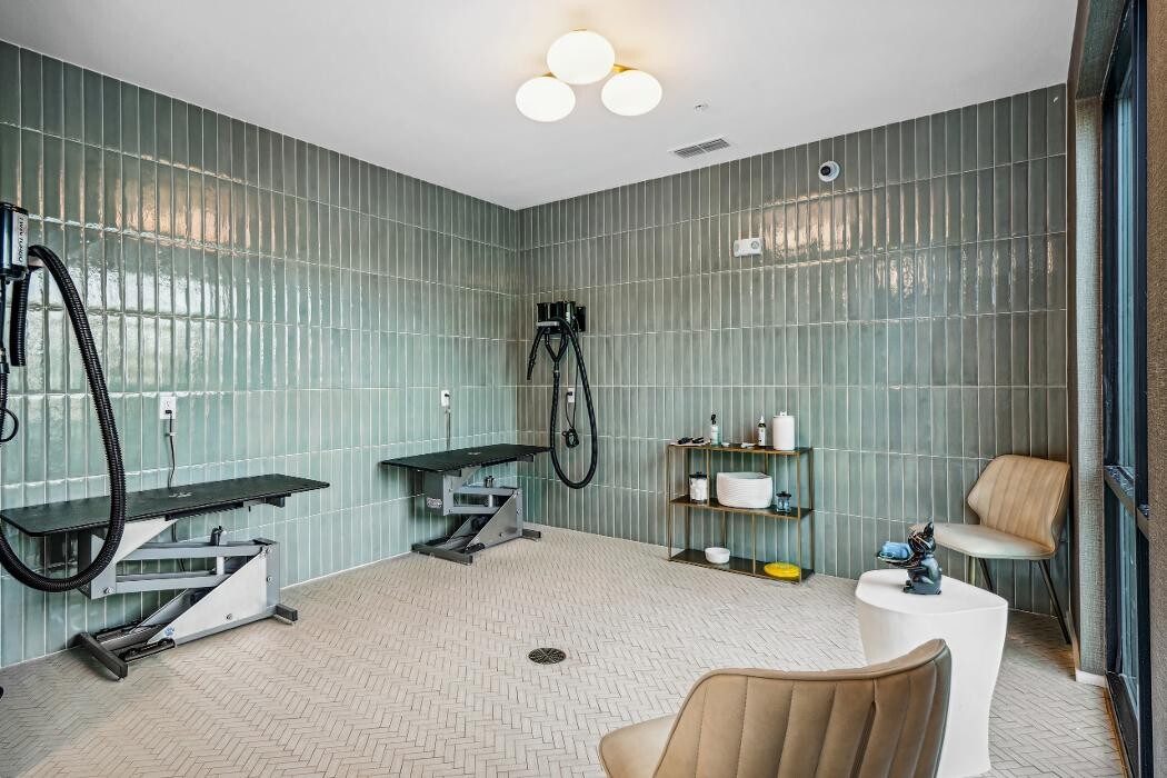 Images Botanic Miramar Beach Apartments