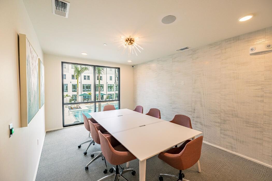 Images Botanic Miramar Beach Apartments