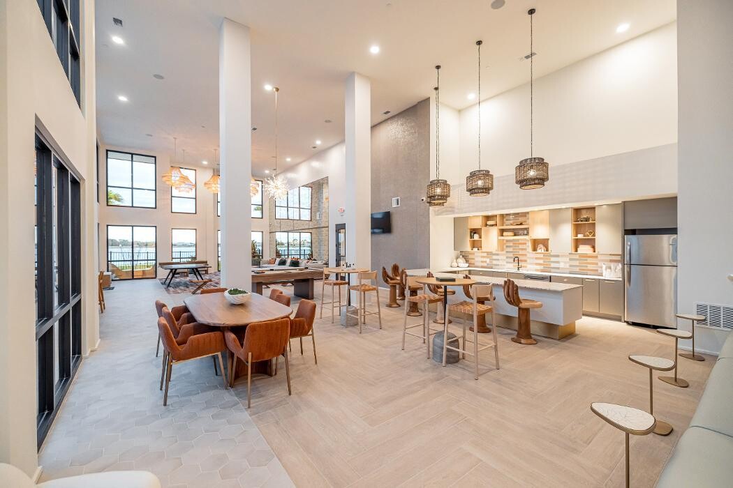 Images Botanic Miramar Beach Apartments